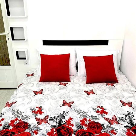 Simona Apartment Burgas Luaran gambar