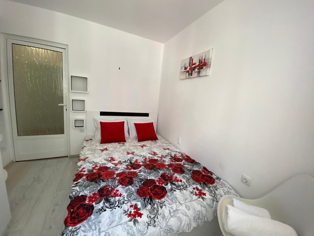 Simona Apartment Burgas Luaran gambar