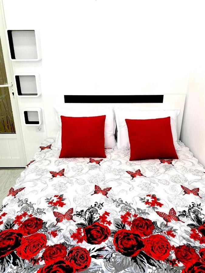 Simona Apartment Burgas Luaran gambar